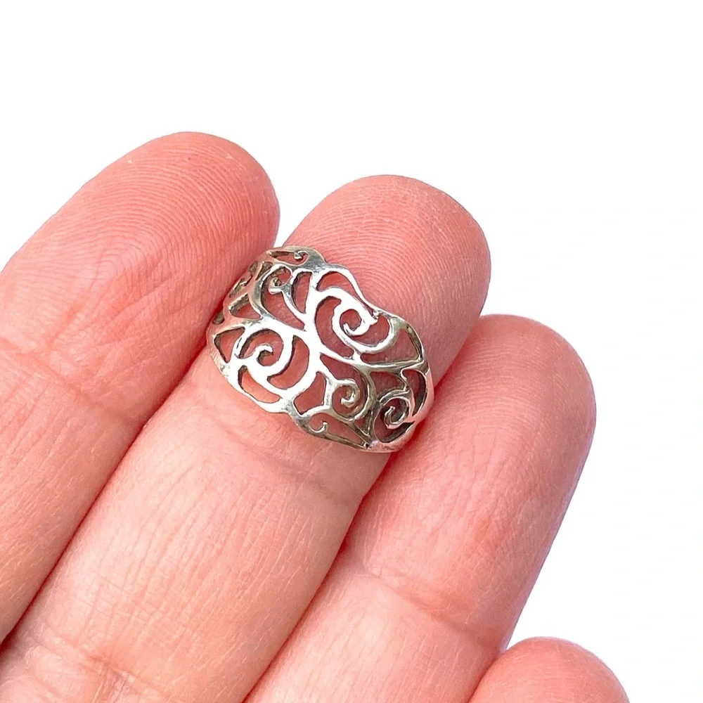 Sterling Silver Filigree Ring Size 6